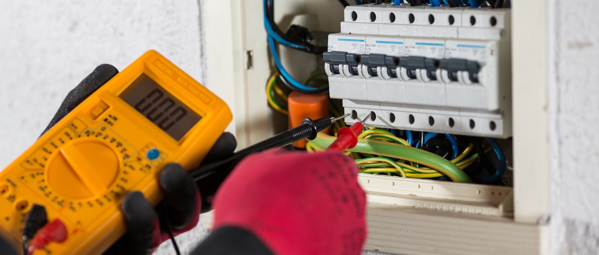 Electricians W13